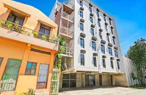 Pembo House | Spacious Quad Comfort Stay at Mytown Madrid