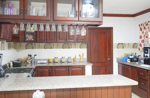 Viejo Arroyo Hondo Condo | Spacious Two-Level Penthouse Condo!