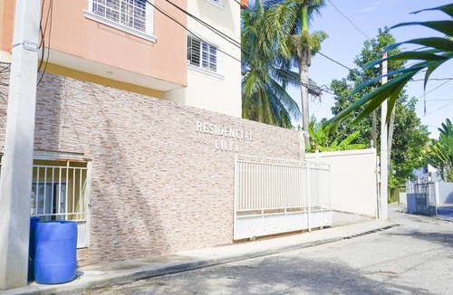 Viejo Arroyo Hondo Condo | Spacious Two-Level Penthouse Condo!