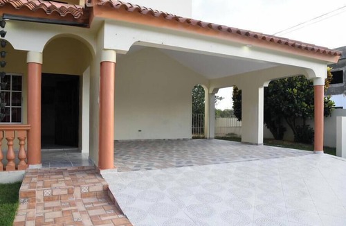 Higuey Villa | Spacious villa w/pool and jacuzzi. 5 minutes from beautiful beaches