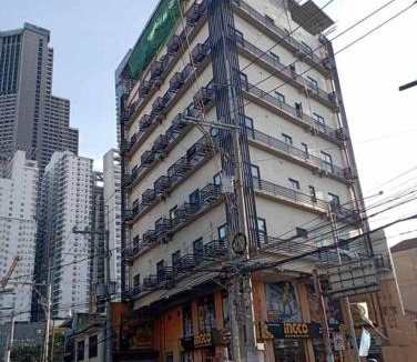 Downtown Apartment | St. Marvin Studio Makati M209