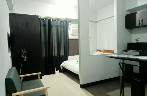 Pinagsama Apartment | Stamford Executive Resdenc a2,walk to Venice Canal