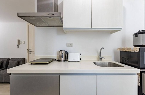 Don Bosco Condo | StayHere 2BR Beach Tropical City Getaway Azure