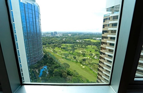 Bonifacio Global City Condo | StayHere Avant Luxury 2BR in the Heart of Fort BGC