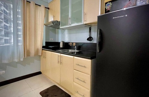 Pinagsama Apartment | StayHere Morgan Suites Studio Near Venice Mall