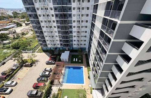 Iloilo Apartment | Stylish Condo with Balcony behind SM City Iloilo