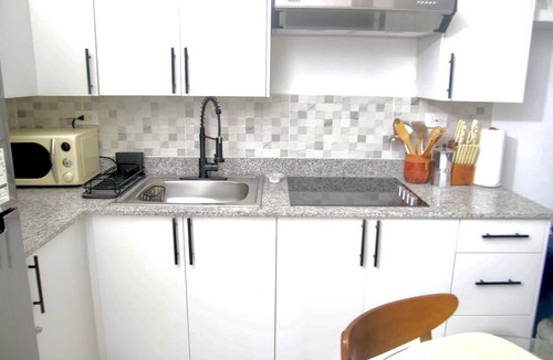 Juan Dolio - El Pueblo Condo | Stylish & Cozy 1 bed at 1 Min Walk to the Beach with Pool-Gym -Condo Apartment
