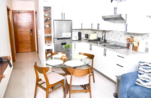 Juan Dolio - El Pueblo Condo | Stylish & Cozy 1 bed at 1 Min Walk to the Beach with Pool-Gym -Condo Apartment