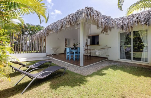 El Centro Villa | Sueños 2 – 1BR Villa with Pool, Starlink, Walk to Beach & Shops, Las Terrenas