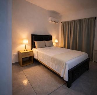 Cabrera Apartment | Suite moderna en Cabrera cerca de playas con aire, WiFi y parking
