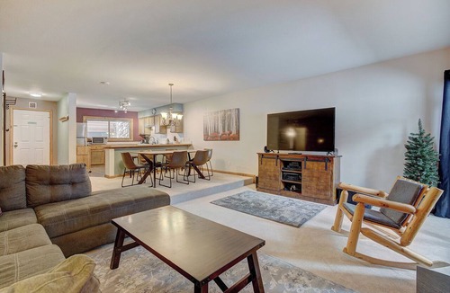 Four O'Clock Condo | Sundowner II 203
