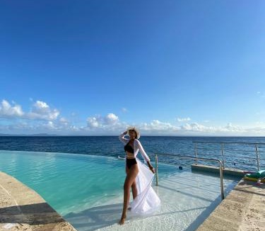 Puerto Bahia Hotel | The Bannister Hotel & Yacht Club