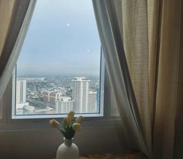 Legazpi Village Apartment | The Beacon Makati Condo-Hotel