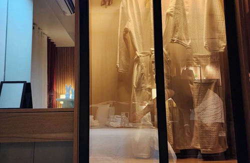 San Antonio Condo | The Guesthouse at the Heart of Makati's CBD