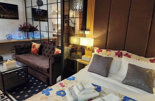 San Antonio Condo | The Guesthouse at the Heart of Makati's CBD