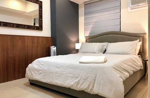 Bonifacio Global City Apartment | The Tiny House @ SHED BGC [Near St. Luke's]