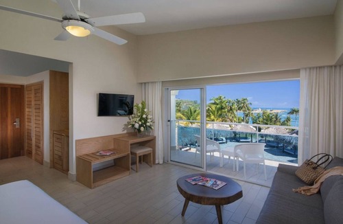 Los Brazos Resort | The Tropical Suites at Lifestyle Resorts