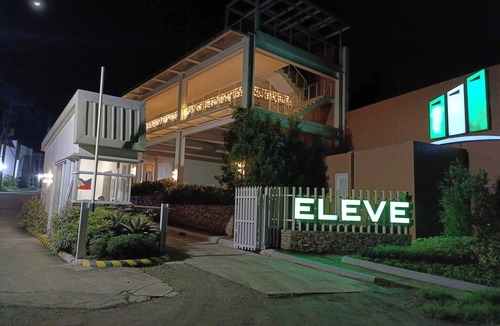 Tagaytay House | Tranquil 2-bedroom townhome with AC in Tagaytay City near Sky Ranch