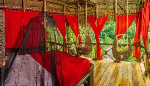 Samana Resort | Tree House Village - Waterfall
