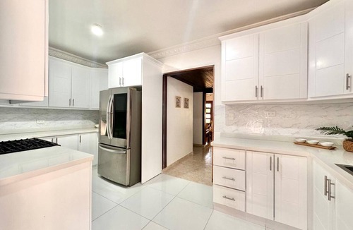 Sanchez Villa | Tremendous 6-bedroom villa with AC in peaceful Samana