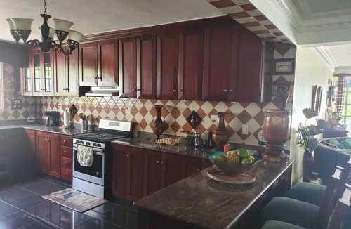 Residencial Alameda Oeste House | "Tropical Private Vacation Home"