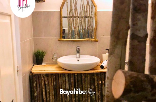 Los Melones Bed & Breakfast | Up! Bayahibe - Artistic Lodge Near Colorful Murals, Minutes From the Sea