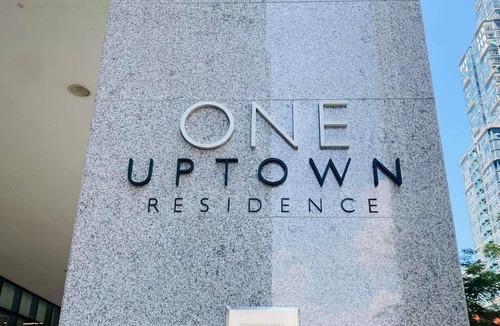 Bonifacio Global City Condo | Upscale 1 bedroom at the heart of Uptown Bonifacio, BGC
