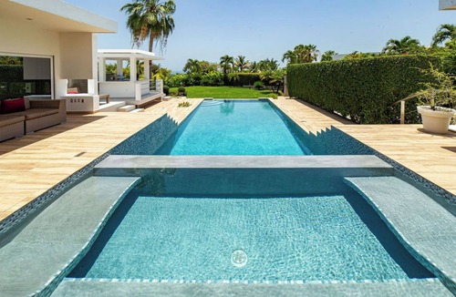 La Mulata Villa | V06 Casa Corazón · 3-level black pool Villa W/ jet tub & rooftop