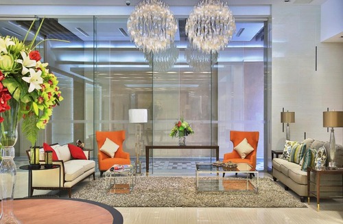 Salcedo Village Hotel | Valero Grand Suites by Swiss-Belhotel