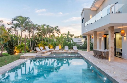 Bavaro Villa | Villa Cheryl: NEW modern luxe villa w/pool, gym, movie room & BBQ