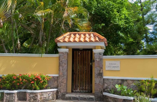 Bani Villa | VILLA COMPLETA EN NIZAO BANI REPUBLICA DOMINICANA FRENTE AL MAR