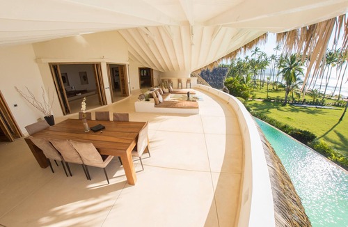 Las Terrenas Villa | Villa del Mar, Fully Staffed Luxury Beachfront Villa sleeps 28