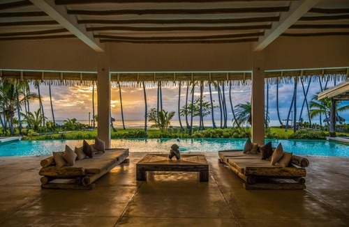 Las Terrenas Villa | Villa del Mar, Fully Staffed Luxury Beachfront Villa sleeps 28