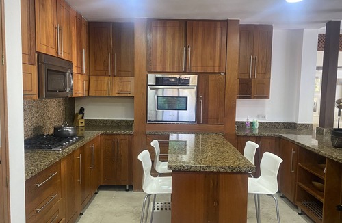 Guayacanes Villa | villa dentro del complejo guavaberry