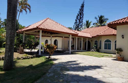 Los Cerros Villa | Villa for Vacation Sosua next to the Beach