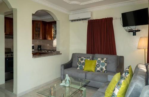 Reparto Ibarra Apartment | Villa Gumio 2BR Apt -7min walk Boca Chica Beach apts