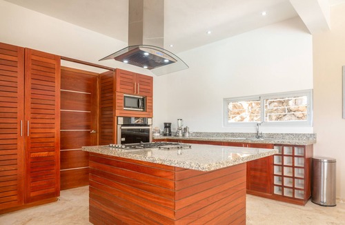 La Ceiba Villa | Villa Sea and Nature view - 6 BR with A/C - 2 pools - 1 jacuzzi for 6 pers WIFI