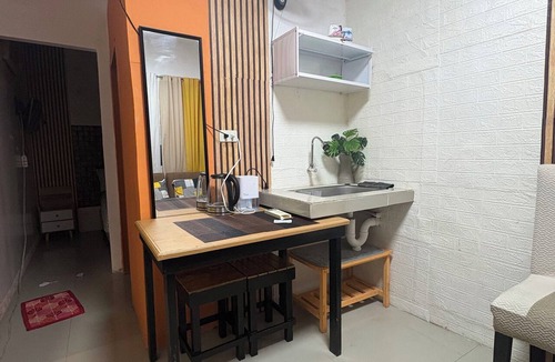 Pagsanjan Bed & Breakfast | Villa Seresa Room B: 5 minutes to the town square of Pagsanjan, Laguna!