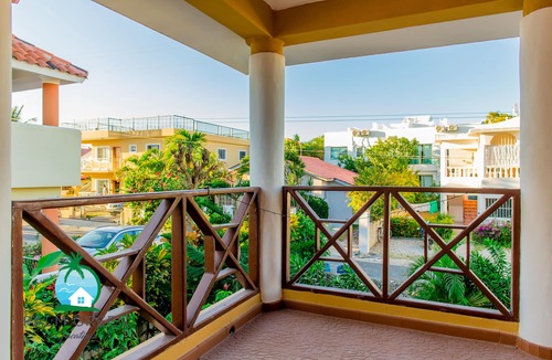 Playa Bibijagua Villa | Villa Tropical 3Bd & 4Bath Next to the Beach