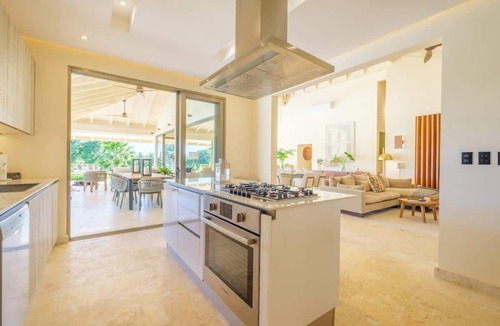 La Romana House | Villa Ventus, next to the beach minimalistic villa
