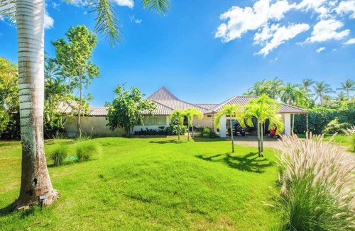La Romana House | Villa Ventus, next to the beach minimalistic villa