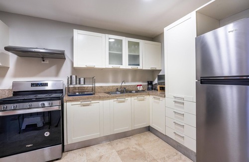Puerto Bahia Villa | Villa w/picuzzi and ocean view at Puerto Bahia M5