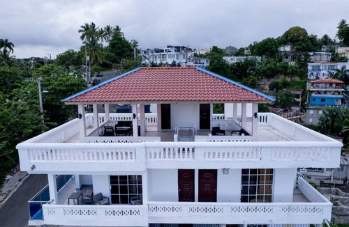 Barrio La Fortaleza Vieja Apartment | Villas Hillside apt 2