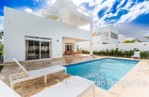 Playa Chiquita Villa | Villas Santa Fe - Sosua Ocean Village!