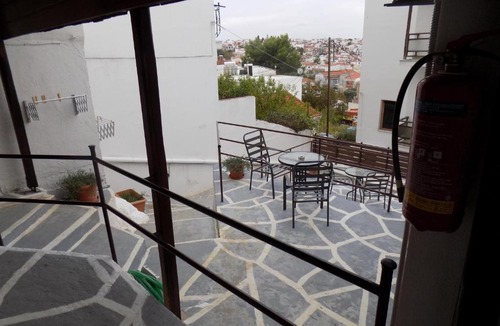 Skiathos Town Bed & Breakfast | VS studios