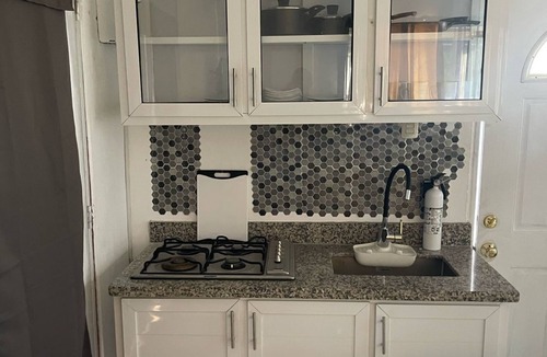 Barahona Apartment | Welcoming 1-bedroom apartment with AC in Invi Vea
