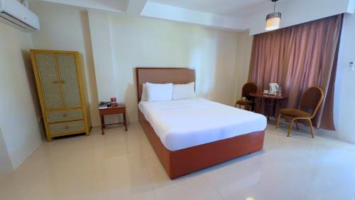 Subic Resort | Whiterock Beach Resort