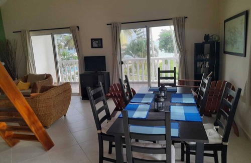 El Frances Condo | Why work in the city? We have high speed WIFI. Just 5 minutes to Las Galeras