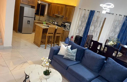 La Vega Province Villa | Wonderful Villa 15 pers, Perfect for family enjoyment. BBQ, swimming pool, jacuzzi