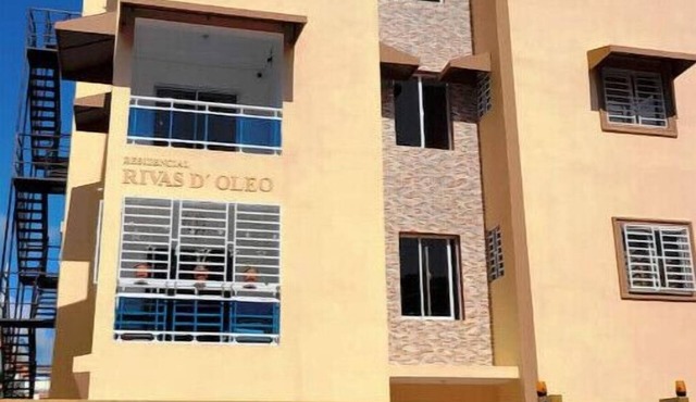 15 minutes to Las Americas Airport. Family sized condo